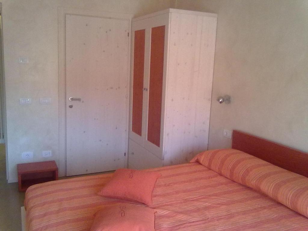 Bikapi Bed & Breakfast Гарда Стая снимка